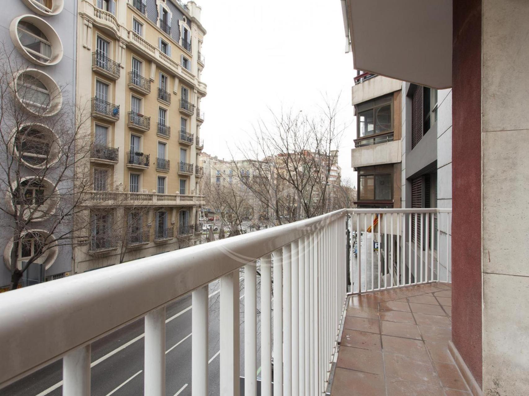 Apartment For 8 People